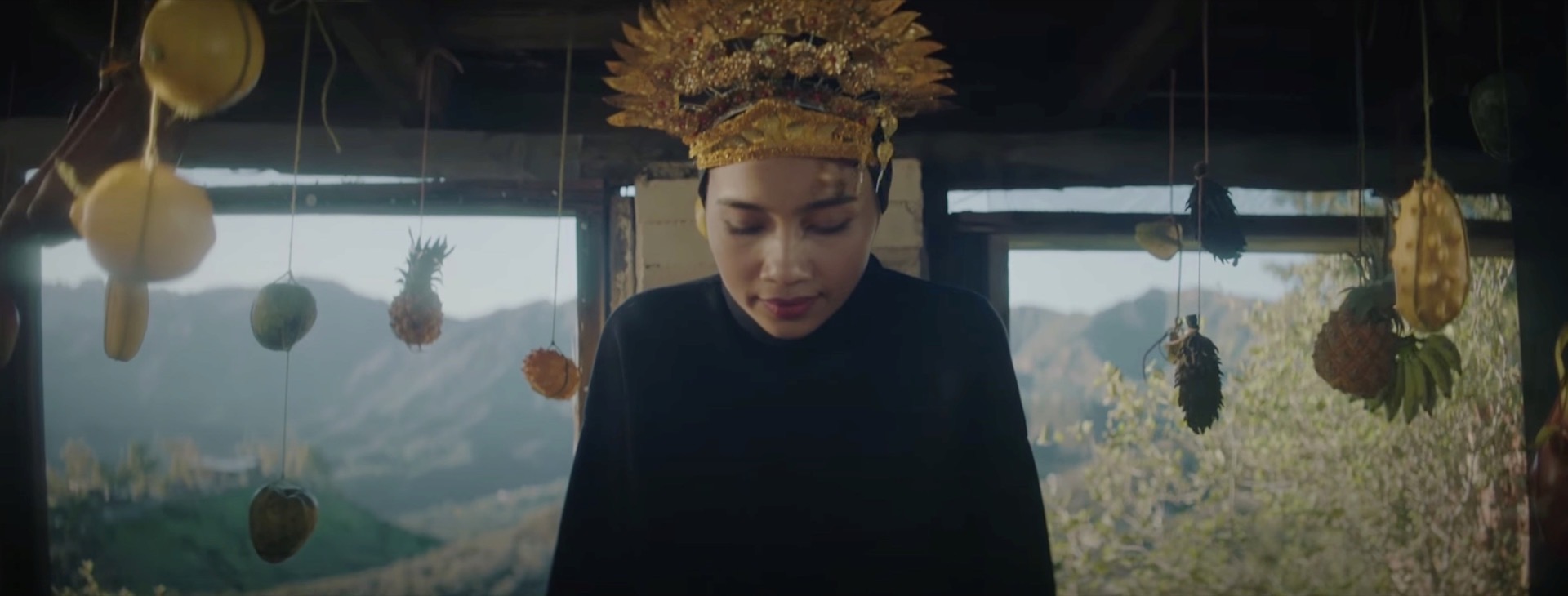 Still from She's Mercedes, The Female Bond